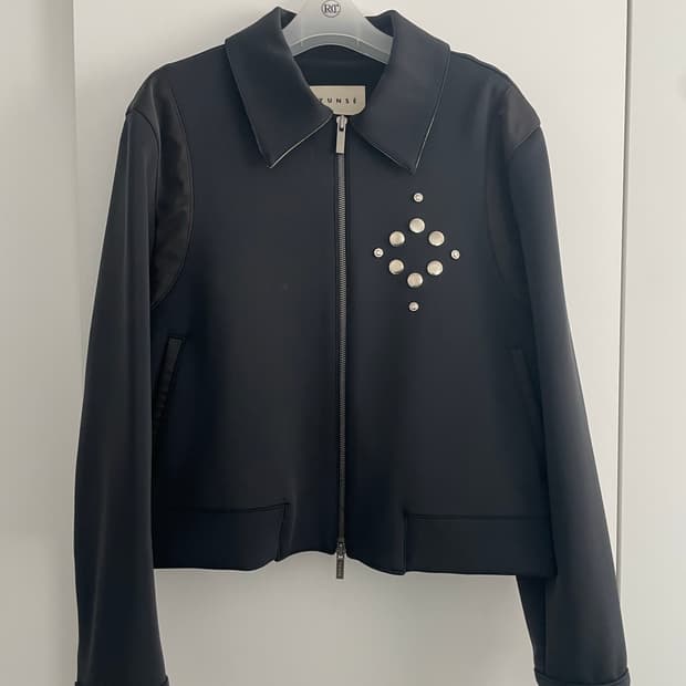 YUNSE 윤세 스터드 크롭 자켓