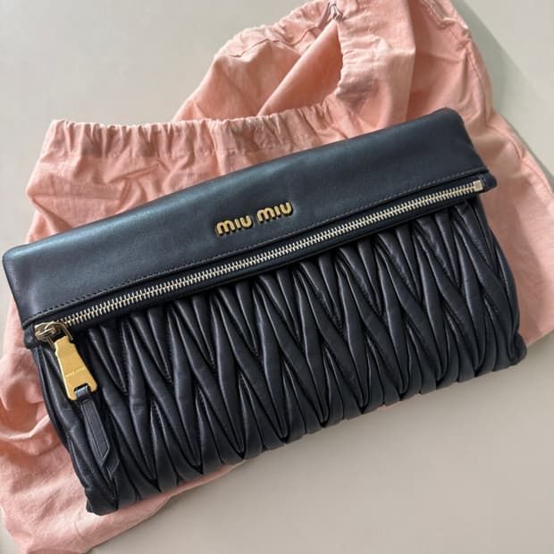 미우미우 마테라쎄 