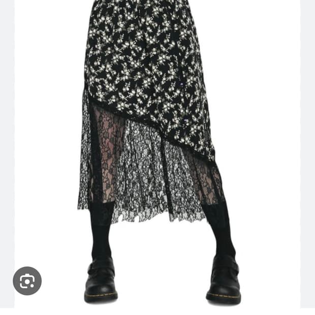 팬시클럽 플라워 러플 스커트 블랙