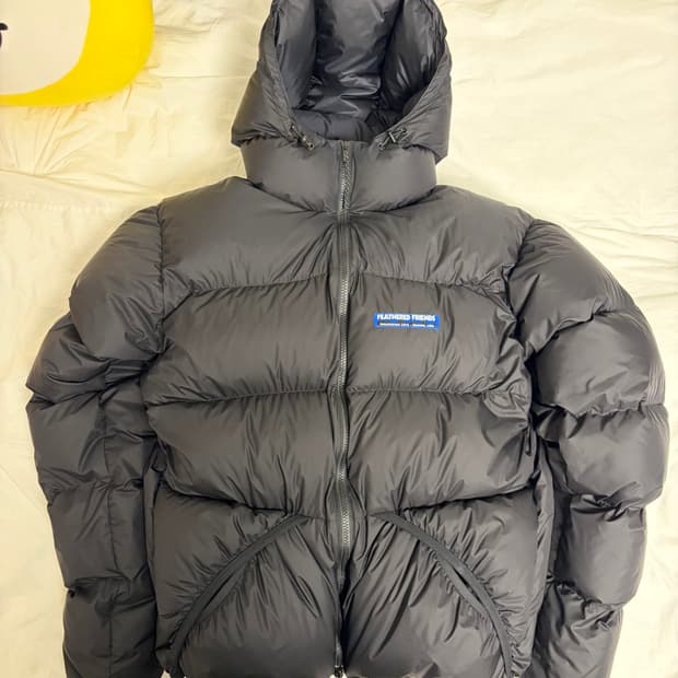 (XL) 페더드프렌즈 헬리오스 블랙