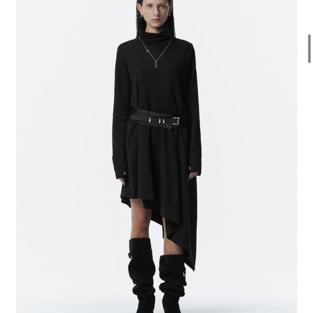 트리밍버드turtleneck pintuck jersey one-piece