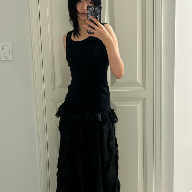 Frill Detail Sleeveless / 빈티지 나시