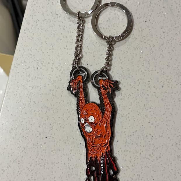 와코마리아 넥페이스 키링