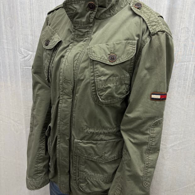 타미힐피거 포켓 패치로고 카키 야상 자켓