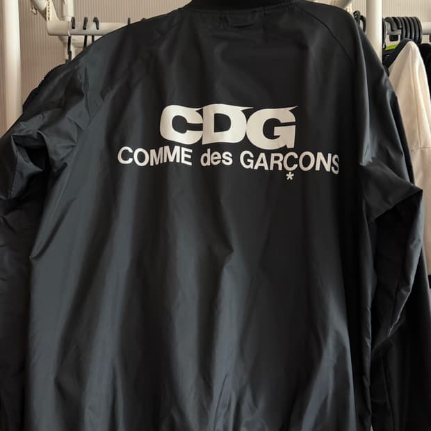 꼼데가르송 바시티 재킷