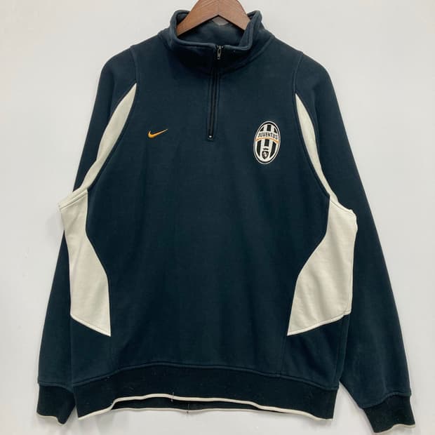 나이키 트랙탑 하프집업