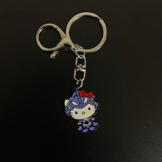 에바에 타라 키티…