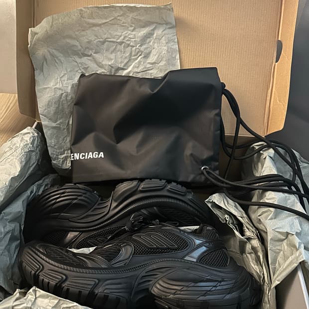 발렌시아가 10xl 블랙 (41)