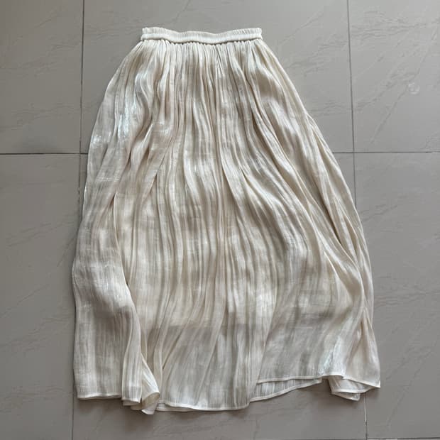 pleats 화이트 스커트 롱 치마 은은한 은실