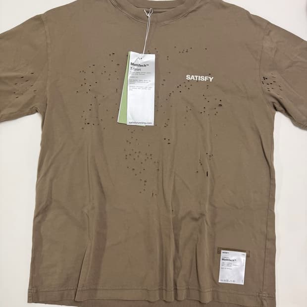 [새제품] 새티스파이 모스테크 티셔츠 에이지드 팔콘 M