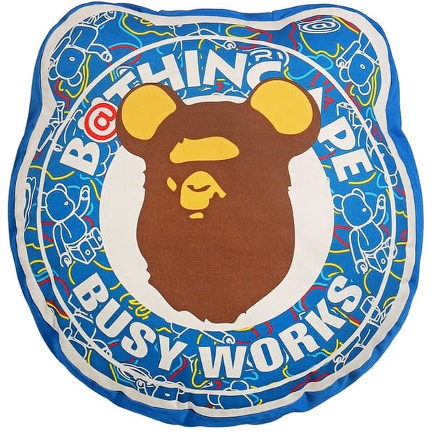 Bape X busy works 쿠션 (베이프)
