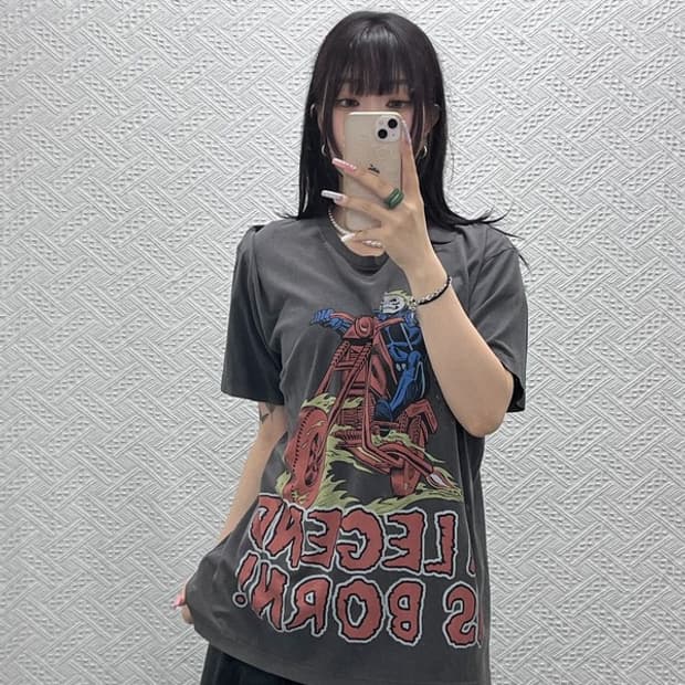 유니클로 X 마블 빈티지 스트릿 락펑크 프린팅 반팔티 XL C13263