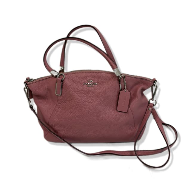 코치 핑쿠토트크로스백