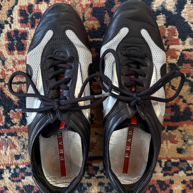 프라다 스포츠 레더 슈즈