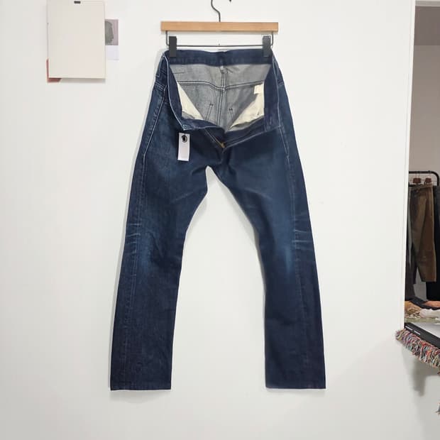 Lad musician denim pants