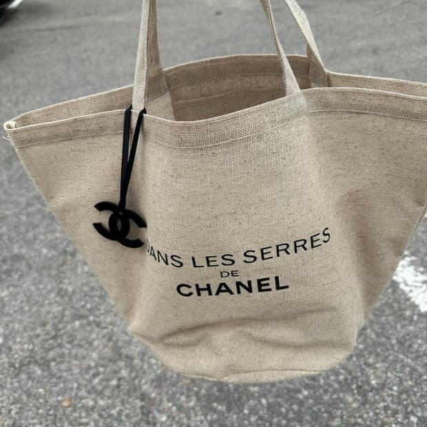 VIP GIFT Chanel
