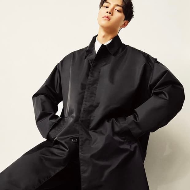 프라다 라프시몬스 패디드 리나일론 코트