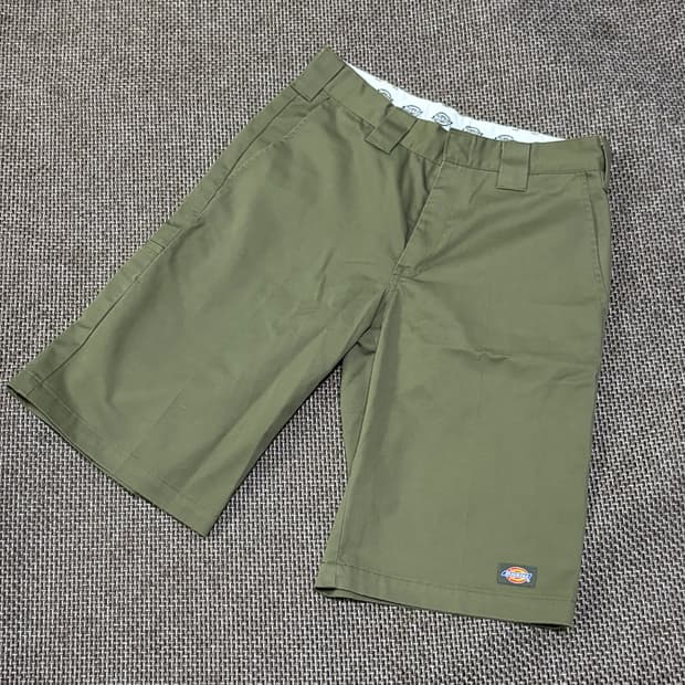 디키즈 카키 루즈 하프팬츠 30size