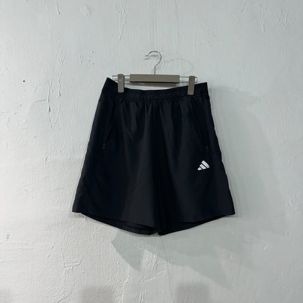 아디다스 러닝 반바지 XL