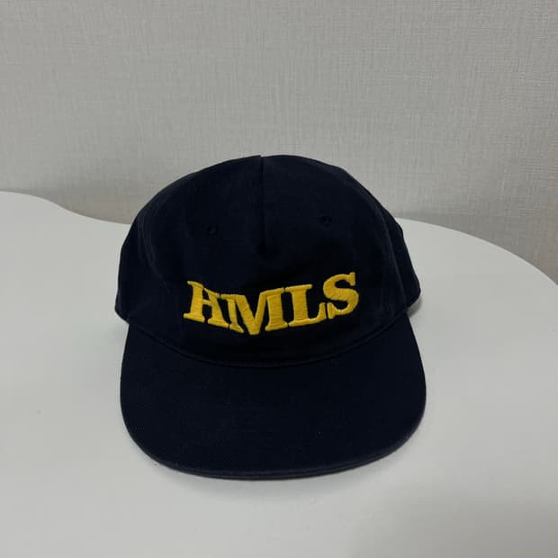 HMLS 네이비 캡 모자