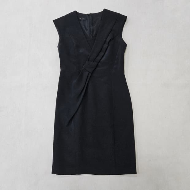 85-97-160 미샤 블랙 원피스 0313Y