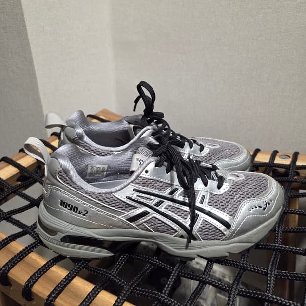 아식스 프레자 위워 젤 1090 v2