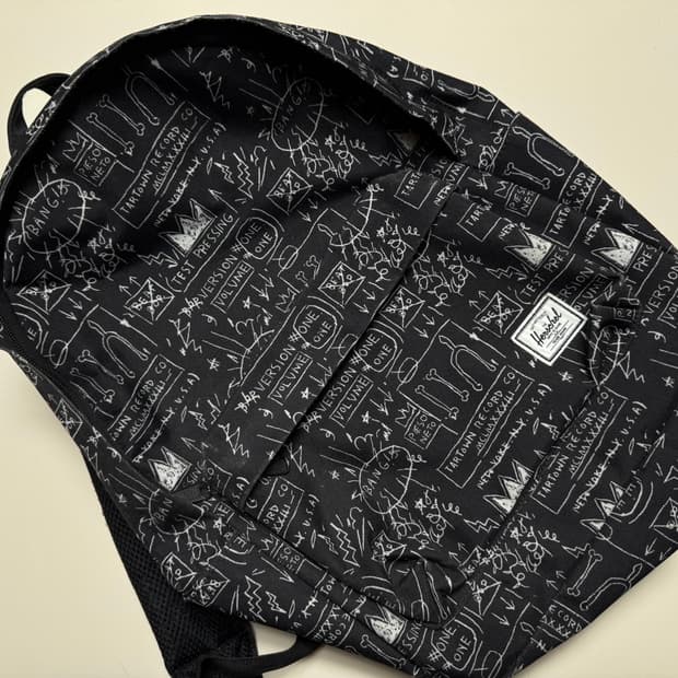 바스키아 백팩 판매합니다