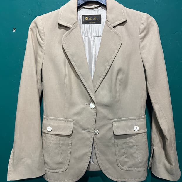 로로피아나 매장판 여성 블레이져 베이지