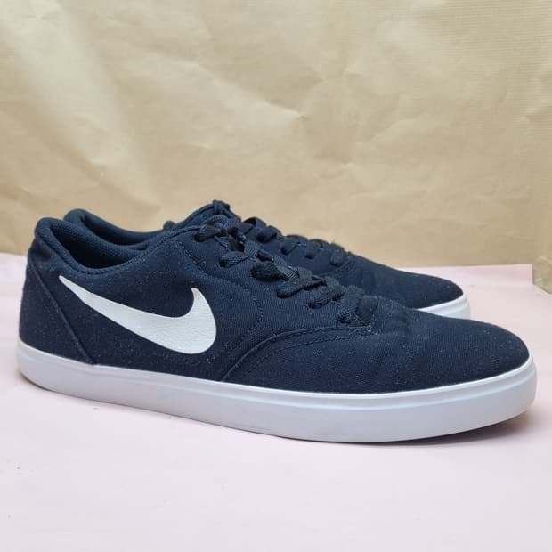 나이키 캔버스 스케이트보드화 275