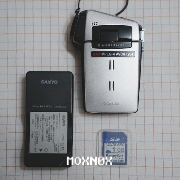 빈티지 캠코더 SANYO XACTI CG65 산요작티 CG65 실버
