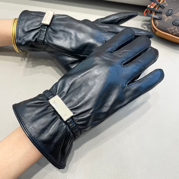 프라다 장갑 여성 기모
