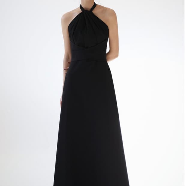 베일즈 미셸 홀터넥 블랙 드레스