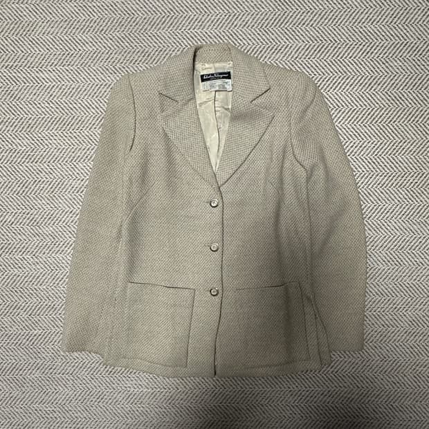 SALVATORE FERRAGAMO italy made jacket