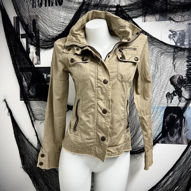 Cornflake 00s zipper pocket jacket