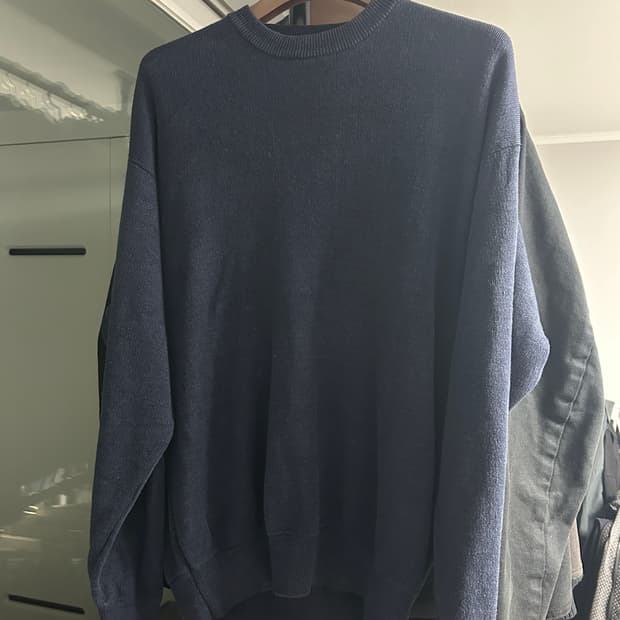 유니버셜 프로덕트 헴프 크루넥 니트