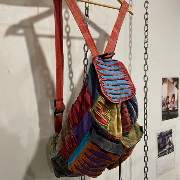 피스 다색 패치워크 그런지 워싱 나무단추 백팩 히