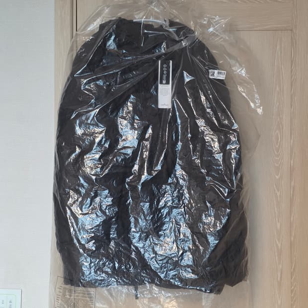 [24FW] 스톤아일랜드 크링클랩스 숏 다운 패딩 2XL