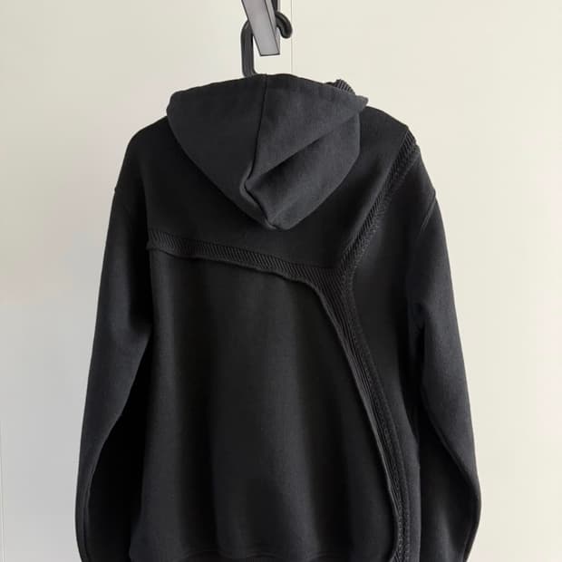 Xlim ep.06 후드티 M->L 사이즈 교환이용!!