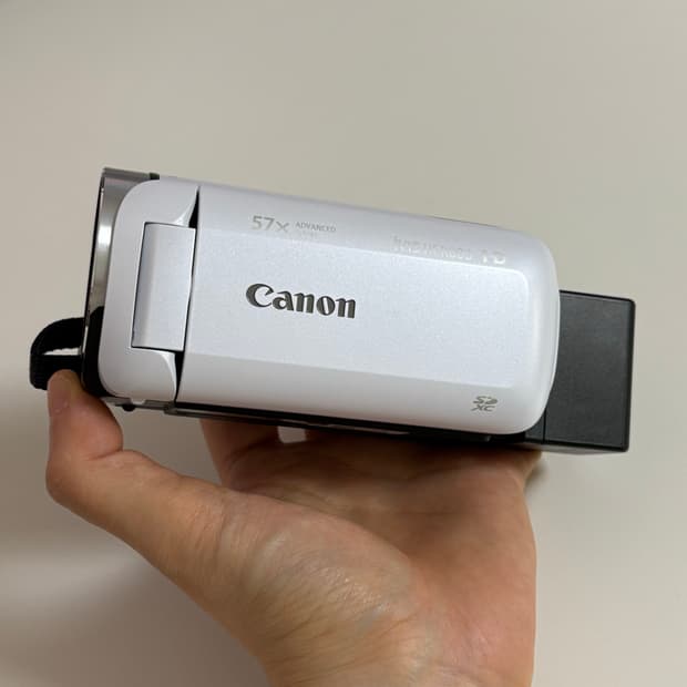 [새상품] canon ivis hf r800 (vixia 800) 화이트