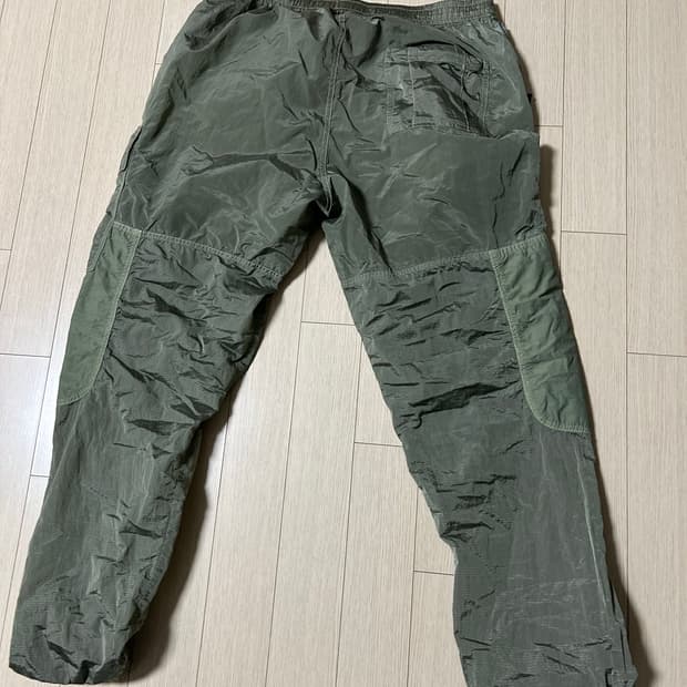 스톤아일랜드 19나일론립스탑카고바지