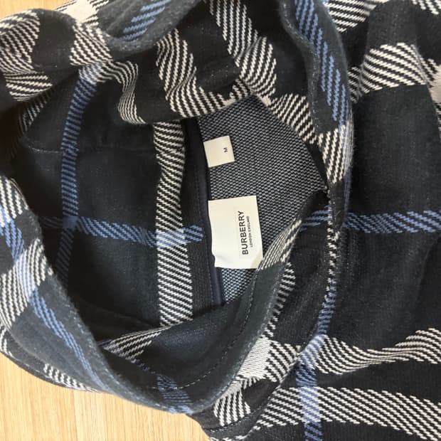 (급처) 버버리 후드티 판매합니다.