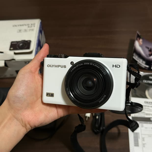 (풀박/A급) 올림푸스xz-1 하이엔드디카 화이트