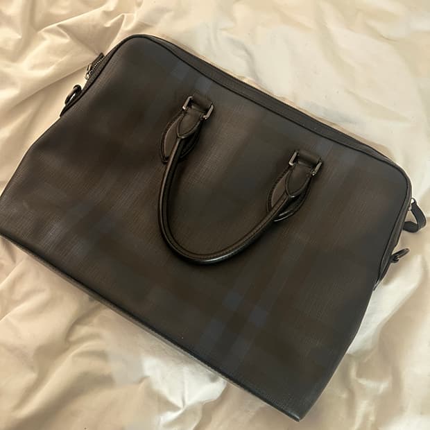 버버리 서류가방 정품 / 미사용 보관 / 상태양호
