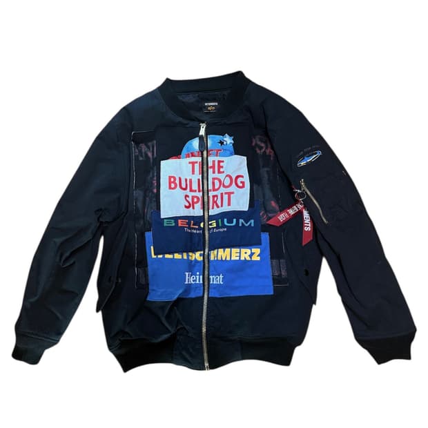 FW19 Vetements bulldog spirit bomber