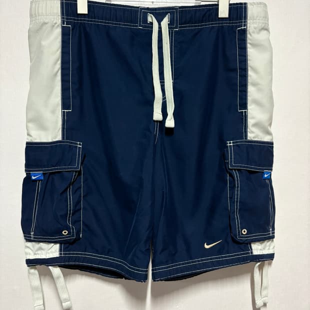 [M] OLD NIKE UTILITY SHORTS