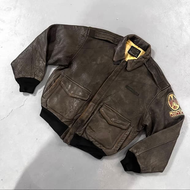 AVIREX(아비렉스) 아메리칸 복각 A-2 타입 플라이트 양피 가죽 자