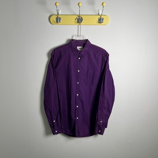 아크네 스튜디오 퍼플 컬러 버튼 다운 셔츠 48