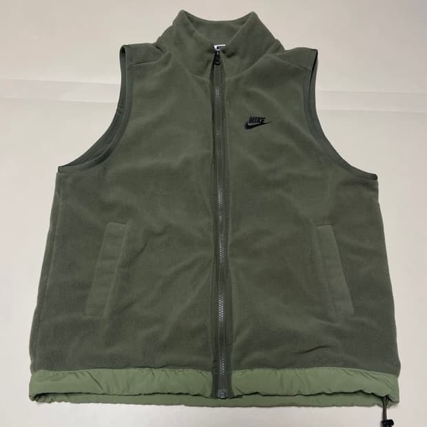 나이키 클럽 플리스+ 윈터라이즈드 베스트 올리브