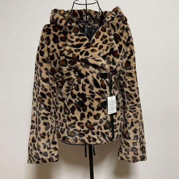 새상품)d.i.a 다이아 갸루 오네갸루 호피 퍼자켓