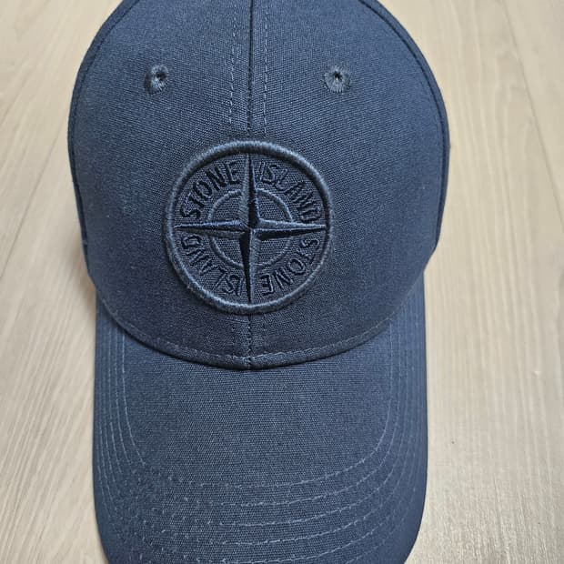 스톤아일랜드 모자